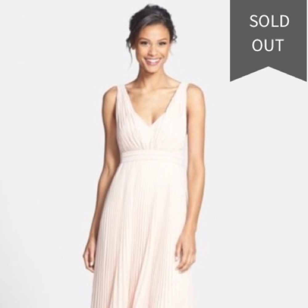 Donna Morgan “Giselle” Dress